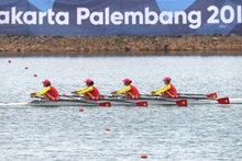 L’équipe féminine d’aviron vietnamienne a remporté une médaille d’argent le 24 août, dans la catégorie de quadruple épreuve féminine. Photo: Xinhua/VNA
