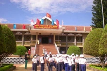 Le Musée Hô Chi Minh de Gia Lai-Kon Tum accueille chaque année des millions de touristes vietnamiens et étrangers. Photo: NDEL.