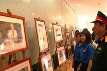 L’exposition attire de nombreux visiteurs. Photo: vietnamnet.