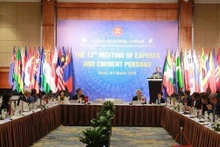 Vue générale de la 12e réunion du groupe d’experts et personnes éminentes du Forum régional de l’ASEAN à Hanoï. Photo: VNA.
