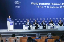 Le Vice-PM Truong Hoa Binh prononce un discours lors de la séance de clôture du WEF ASEAN 2018. Photo : VNA.