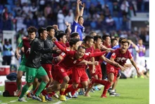 L’équipe vietnamienne est devenue la première à être présente aux quarts de finale de l’ASIAN Cup 2019. Photo : News1.