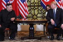 Le Président nord-coréen Kim Jong-un (à gauche) et le Président américain Donald Trump. Photo : AFP/VNA.