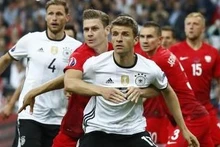  Aller à l’article L"Allemagne tenue en échec par la Pologne. Photo: Reuters/NDEL.
