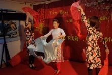 Un spectacle de la fête du Nouvel An de l’Association des Compatriotes de Nghê Tinh en France. Photo: NDEL.