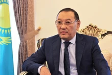 L’ambassadeur du Kazakhstan au Vietnam, Yerlan Baizhanov. Photo : baoquocte.vn.