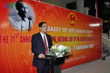 L’Ambassadeur vietnamien, Dô Hoàng Long, lors de la cérémonie. Photo: VOV.