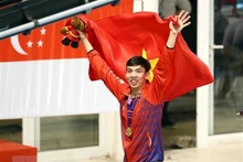 Le nageur Nguyên Huy Hoàng s’offre cinq médailles d’or et un record des SEA Games 31. Photo : VNA