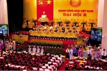 Le Xe Congrès du PCV a été organisé du 18 au 25 avril 2006, à Hanoi. 