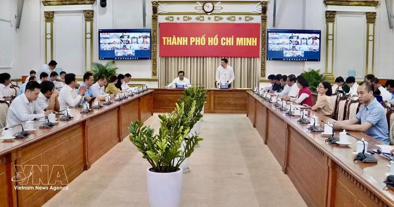 Les responsables des agences de Hô Chi Minh-Ville se sont réunis le 28 février 2026 pour préparer l'arrivée de l'équipe d'inspection de la Commission européenne. Photo : VNA.