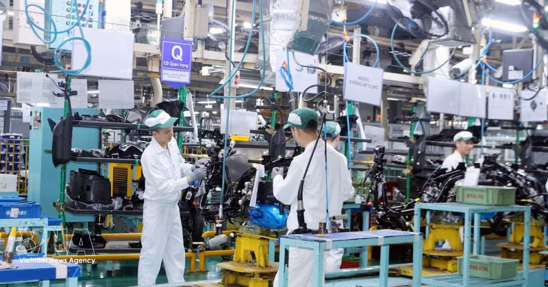 Au premier trimestre, l’indice de la production industrielle de Ninh Binh a augmenté de 28,74 % en glissement annuel. Photo : VNA.