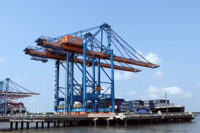 Une partie du port de Gemalink à Ba Ria-Vung Tau (première phase) est déjà opérationnelle. Photo : VNA.