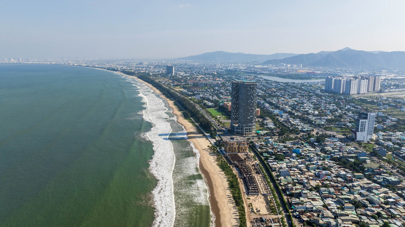 Un coin de l’arrondissement de Liên Chiêu, à Dà Nang (au Centre du Vietnam), donnant sur la mer. Photo : Vietnamnet.