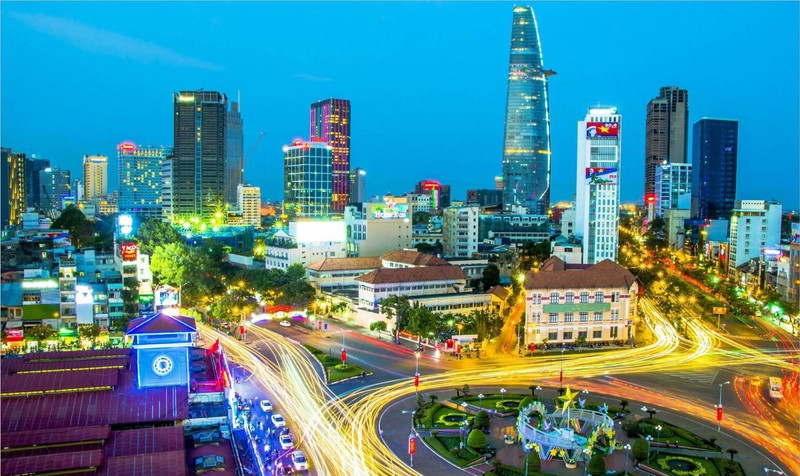 Depuis la mise en œuvre de la politique de Renouveau (Doi Moi), le Vietnam est devenu l’un des pays à la croissance la plus rapide au monde. Photo : congluan.