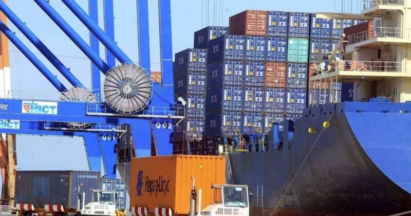 Les importations et les exportations débutent l'année 2026 avec de multiples signaux positifs. Photo : baocongthuong.