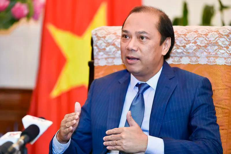 L’ambassadeur du Vietnam aux États-Unis : Nguyen Quoc Dung. 