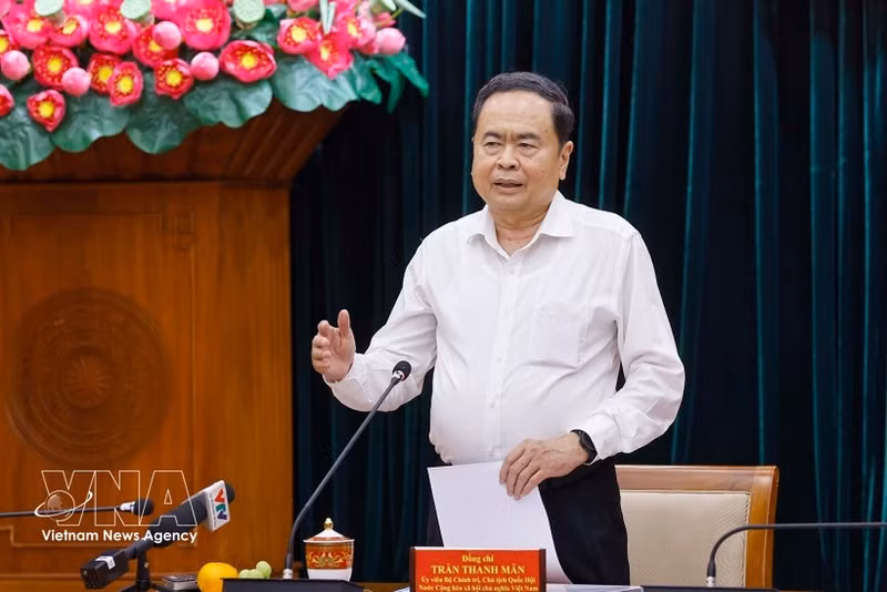 Le président de l'Assemblée nationale Tran Thanh Man s'exprime lors de la conférence. Photo : VNA.