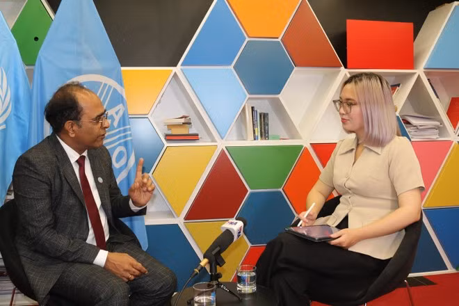 Vinod Ahuja, représentant de l’Organisation des Nations Unies pour l’alimentation et l’agriculture (FAO) au Vietnam, lors de son entretien avec l’Agence vietnamienne d’information (VNA). Photo : VNA.