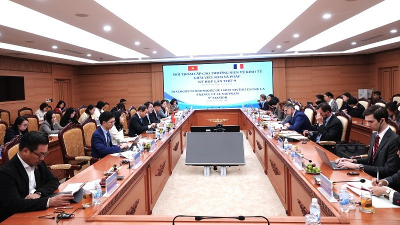 La 9ᵉ session du Dialogue économique de haut niveau Vietnam-France s'est tenue le 6 novembre à Hanoï. Photo : NDEL.