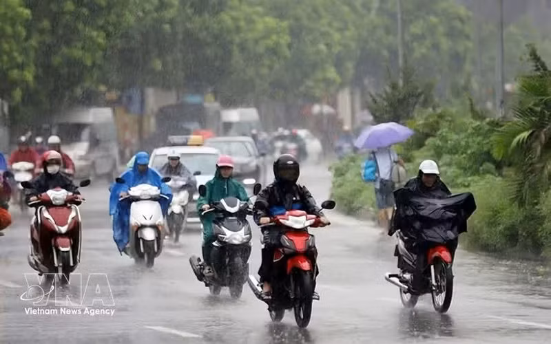Après une vague de chaleur exceptionnelle dans le Nord, orages, pluies et nette baisse des températures sont à attendre. Photo : VNA.