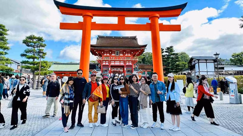 En 2025, 678 500 Vietnamiens se sont rendus au Japon, soit une augmentation de 9,2 % en glissement annuel. Photo : baolaodong.