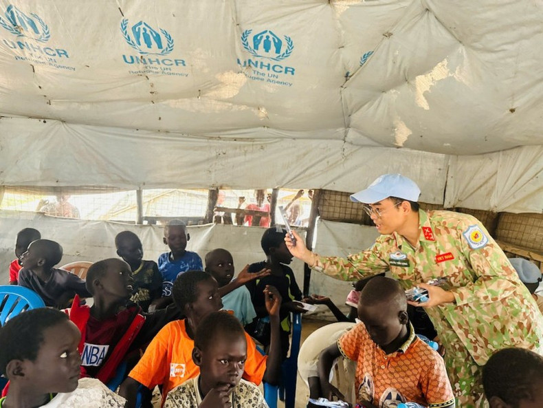 Quelques images de la classe au Soudan du Sud. Photo : CAND. 4.jpg