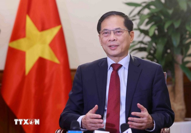 Le vice-Premier ministre et ministre vietnamien des Affaires étrangères Bui Thanh Sơn. Photo : VNA. pho-thu-tuong-bo-truong-ngoai-giao-bui-thanh-son.jpg