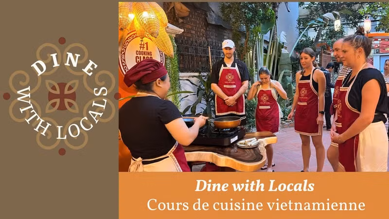 Les touristes étrangers découvrent l’art culinaire vietnamien