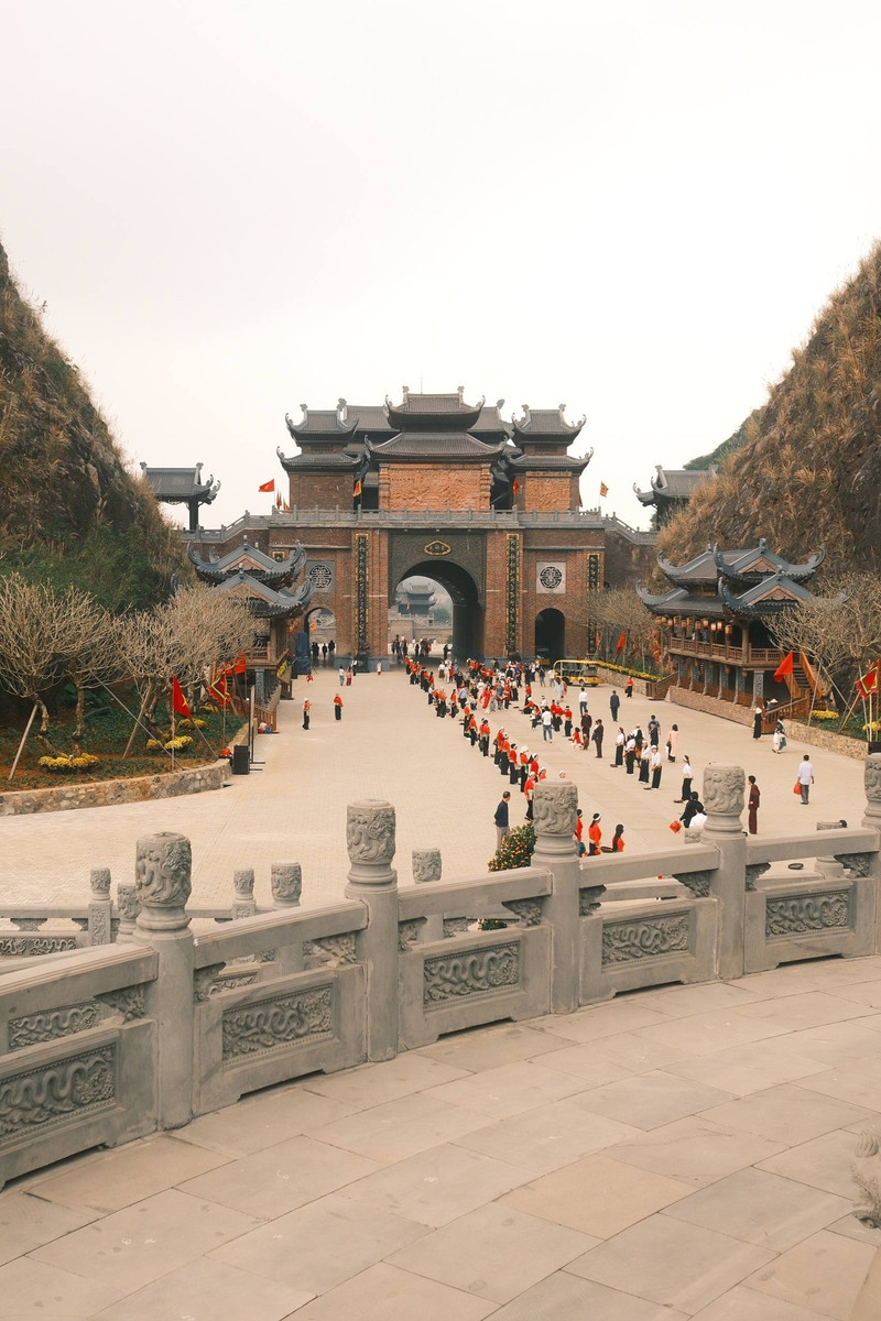 Thung Ui : un espace unique de tourisme culturel et spirituel au cœur de Ninh Binh