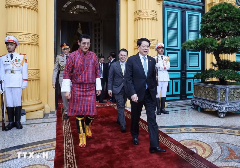 chu-tich-nuoc-va-quoc-vuong-bhutan-le-ky-cac-van-kien-6.jpg