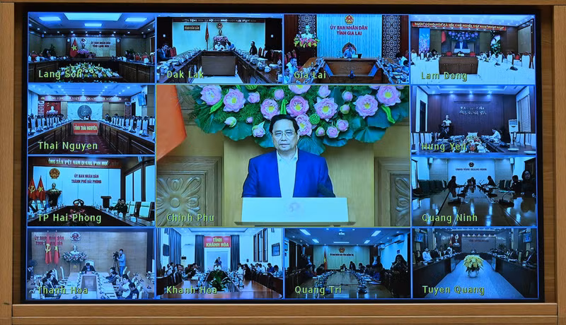 La conférence se déroule en présentiel au Bureau du Gouvernement et par visioconférence avec les localités.