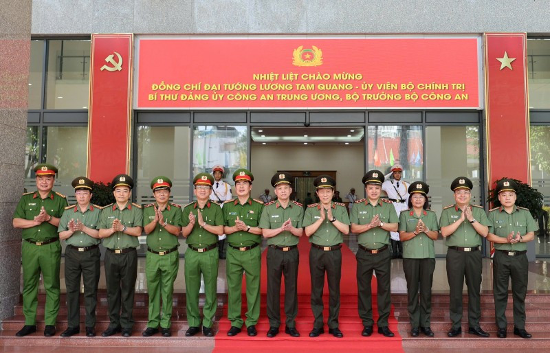 Assurer l'ordre et la discipline pour faire de Ho Chi Minh-Ville un pôle économique régional de premier plan