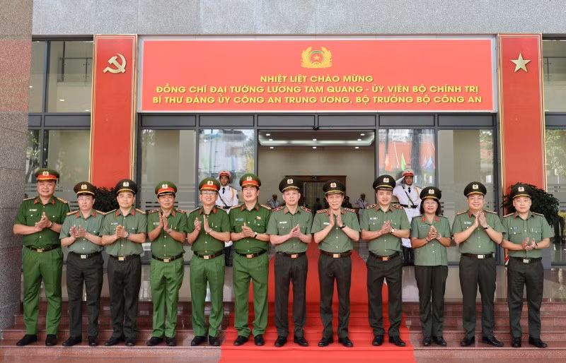 Assurer l'ordre et la discipline pour faire de Ho Chi Minh-Ville un pôle économique régional de premier plan