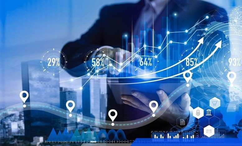 Hue accélère sa transition numérique, des marchés traditionnels aux villages de métiers