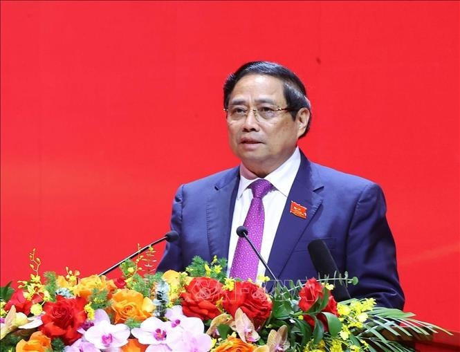 Pham Minh Chinh, membre du Bureau politique, secrétaire du Comité du Parti du gouvernement et Premier ministre vietnamien préside la séance préparatoire du 1er congrès du Parti du gouvernement pour le mandat 2025-2030. Photo : VNA.