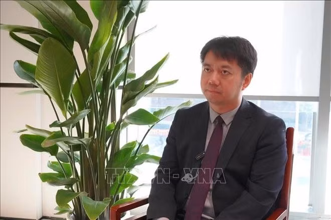 Wang Wen, doyen de l'Institut d'études financières Chongyang de l'Université Renmin de Chine (RDCY). Photo: VNA