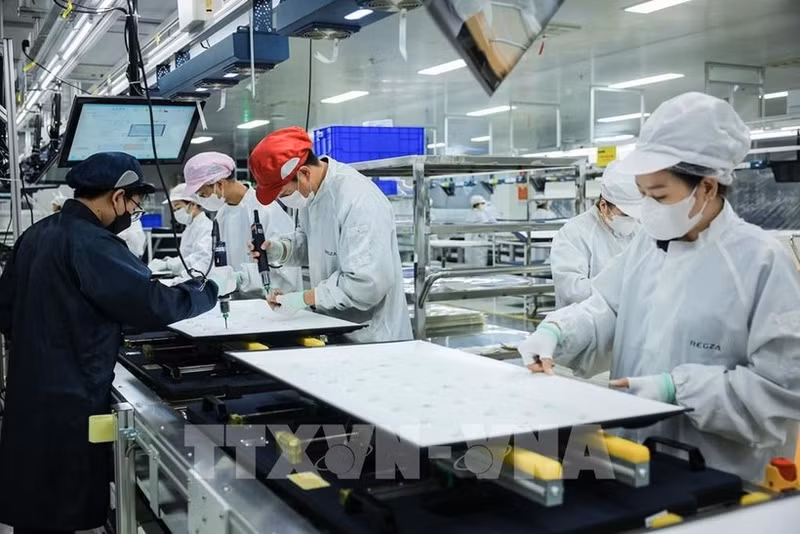 Les capitaux vietnamiens nouvellement investis à l’étranger ont atteint 532,4 millions de dollars au cours des deux premiers mois de l'année. Photo : VNA.