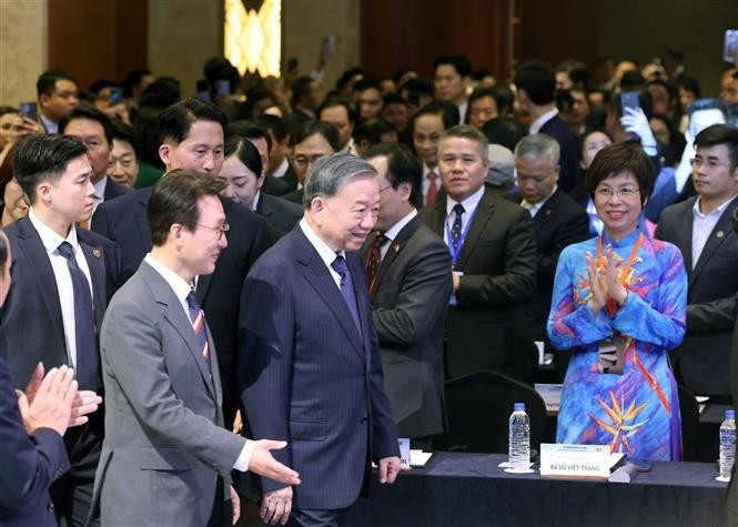 Le secrétaire général du Parti communiste du Vietnam (PCV), Tô Lâm, au Forum économique Vietnam – République de Corée. Photo: VNA