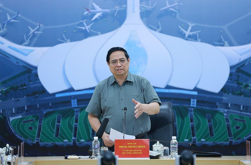 Le Premier ministre Pham Minh Chinh a appelé le 14 décembre les équipes à accélérer la construction de l'aéroport international de Long Thanh. Photo : VNA.