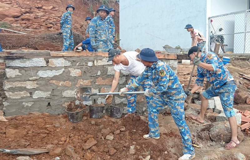 Aider de toute urgence la population à se reloger et à stabiliser sa vie