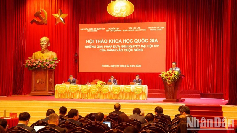 Les solutions visant à mettre en œuvre la Résolution du XIVe Congrès du Parti dans la vie réelle