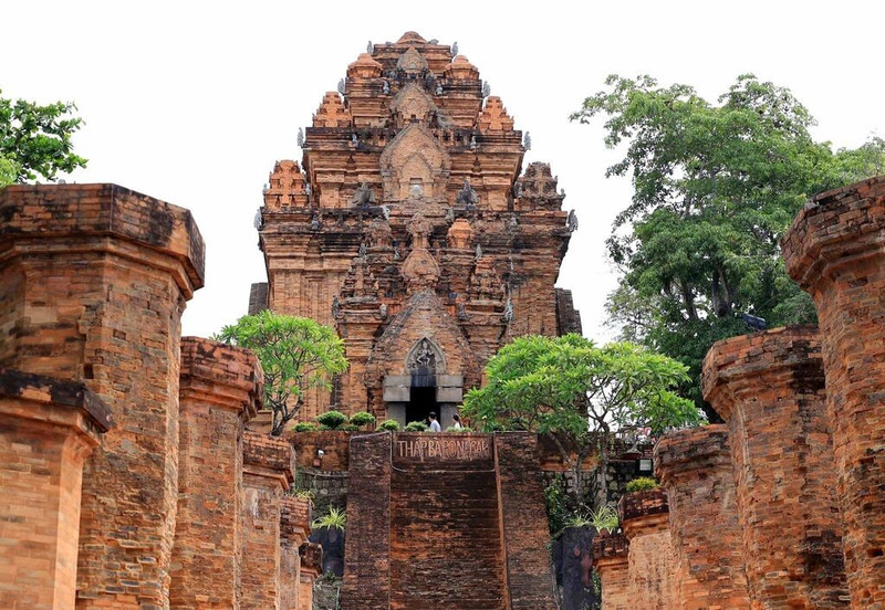 La tour de la déesse Bà Pô Nagar, à Khanh Hoa. Photo : VNA/CVN.