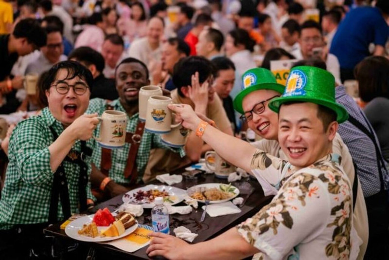 L’Oktoberfest célèbre les 50 ans des relations Vietnam-Allemagne