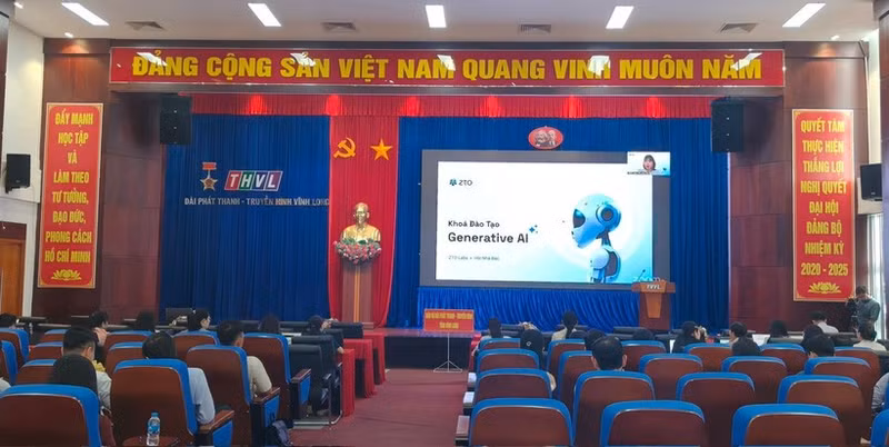 La Journée nationale des Journalistes du Vietnam ouvre un vaste cours de formation sur l'IA pour les reporters et éditeurs à l'échelle nationale