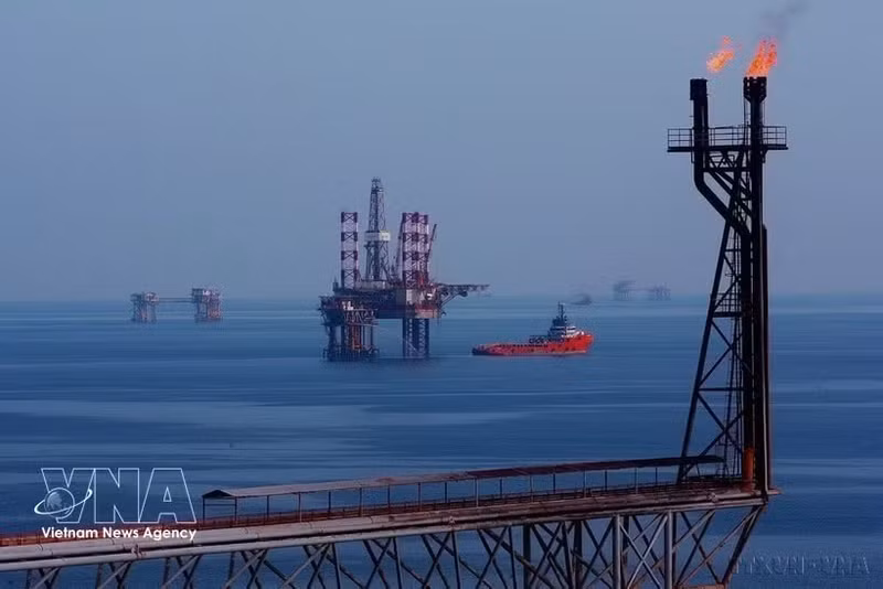 Une plateforme pétrolière de la coentreprise Vietsovpetro. Photo : VNA.