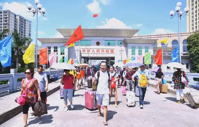 La Chine demeure la principale source de touristes étrangers au Vietnam. Photo : VNA.