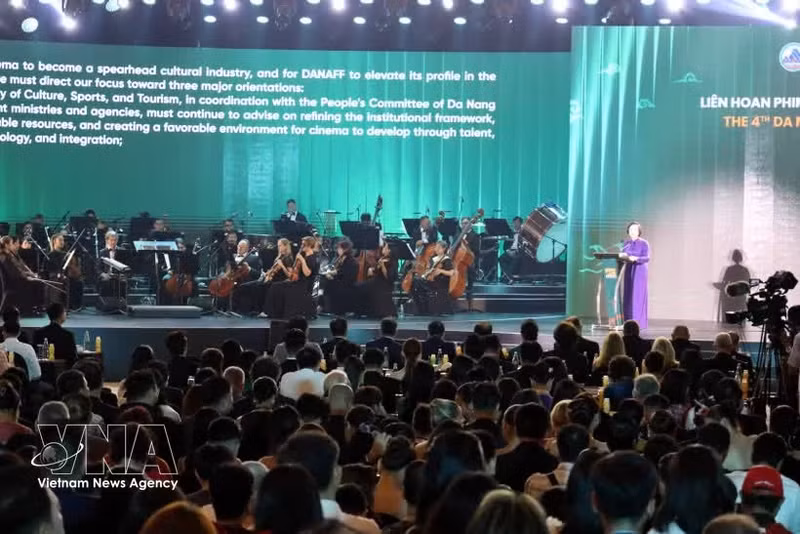 La cérémonie d'ouverture du 4e Festival du film asiatique de Da Nang (DANAFF IV). Photo : VNA.