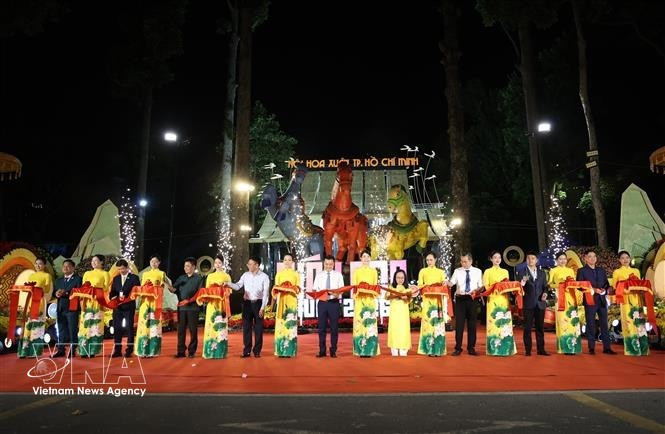 Cérémonie d'ouverture de la 46e édition du Festival floral du Printemps à Hô Chi Minh-Ville. Photo : VNA.