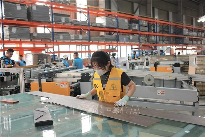 Chez la Sarl industrielle Lioncore Vietnam, province de Quang Ninh. Photo : VNA.