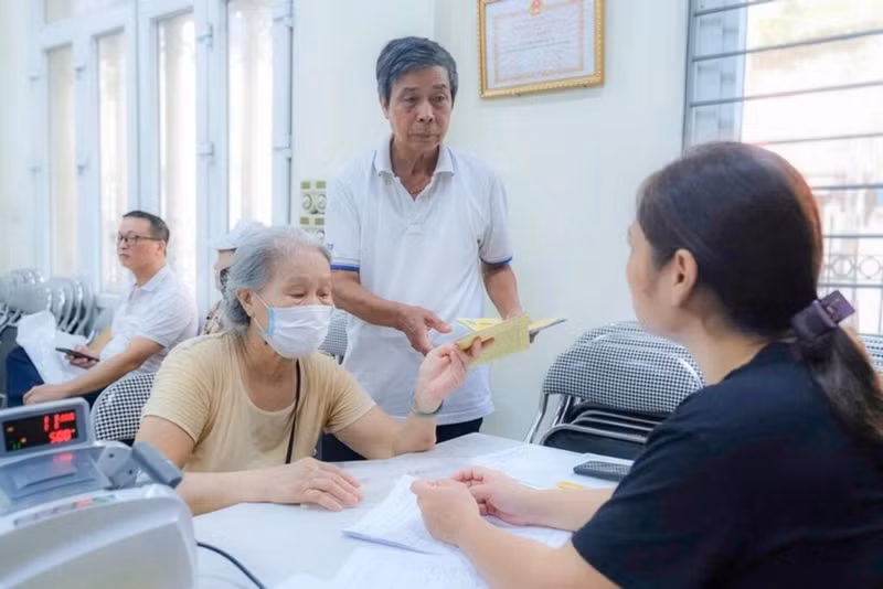 Face au vieillissement de sa population, le Vietnam mise sur la silver économie